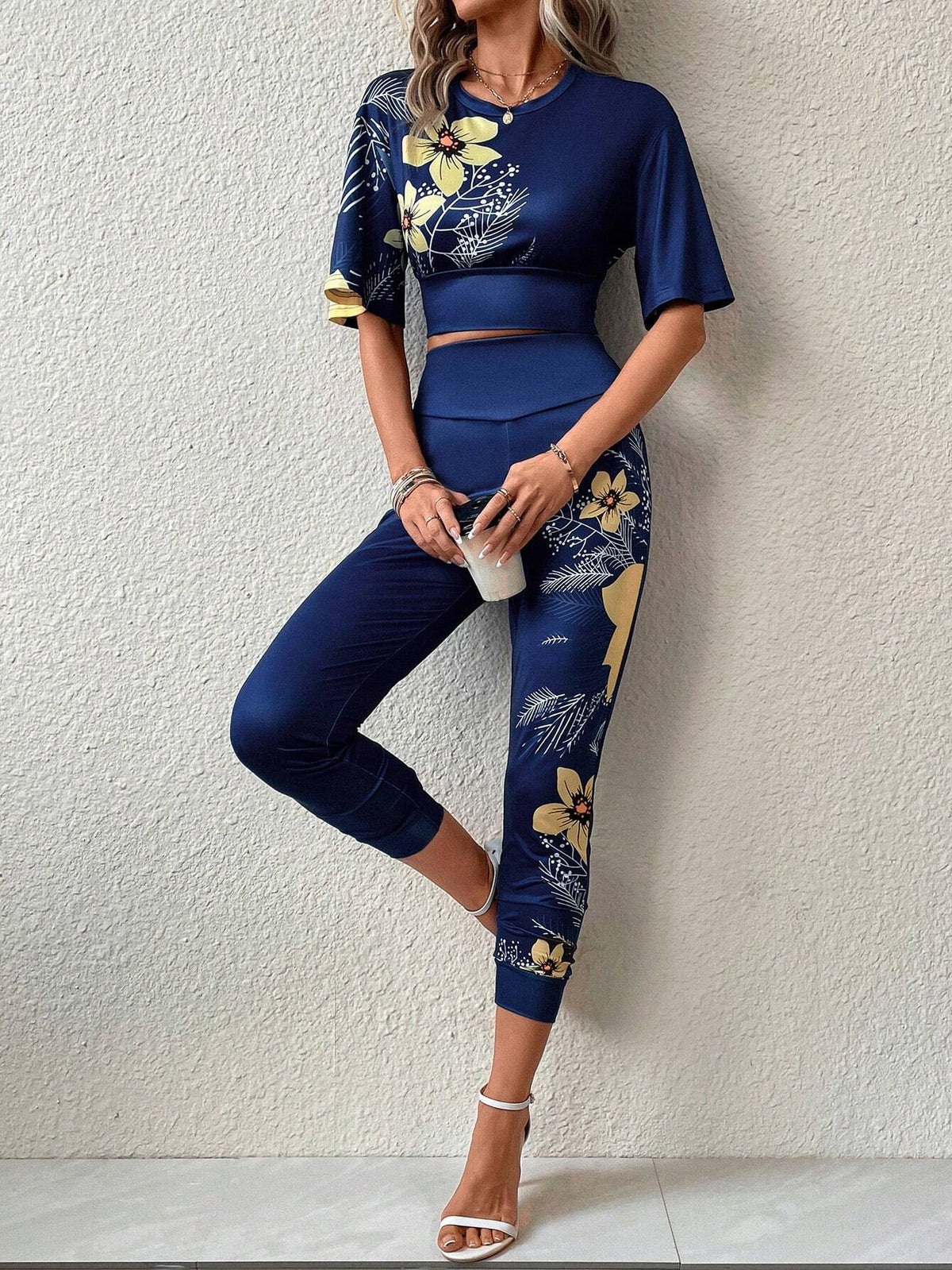 Floral Print Drop Shoulder Crop Tee & Leggings