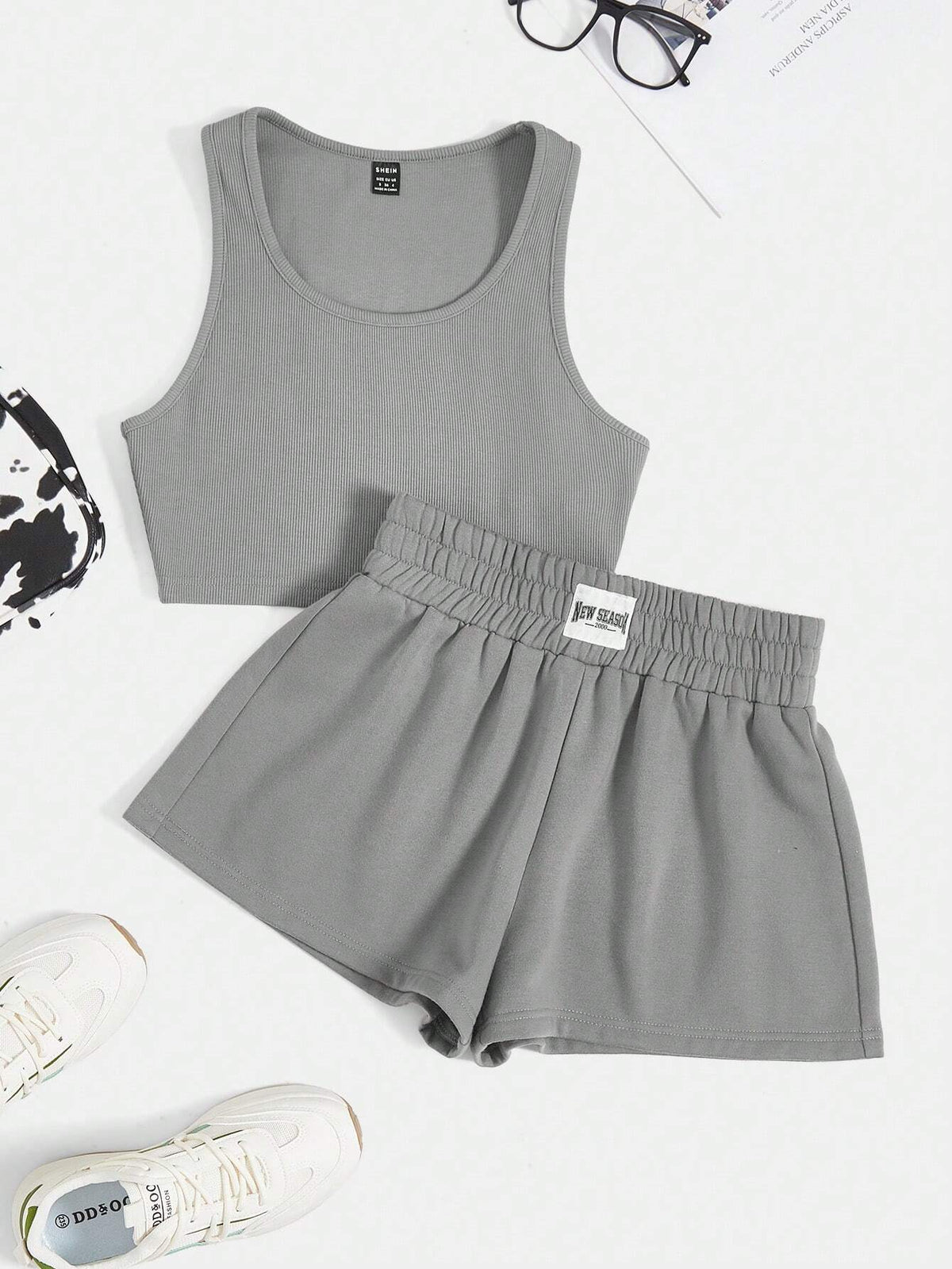 Solid Crop Tank Top & Letter Patched Shorts