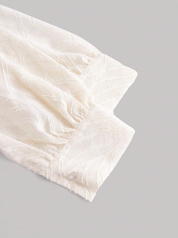 Solid Stereo Flower Blouse