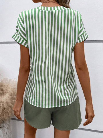 Striped Print Batwing Sleeve Shirt & Shorts