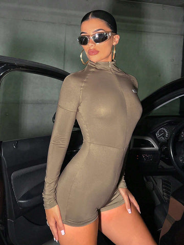 Letter Patched Detail Raglan Sleeve Zip Up Unitard Romper