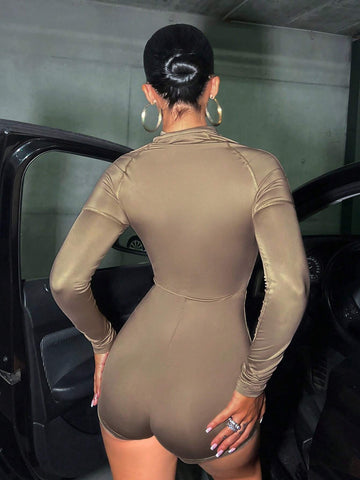 Letter Patched Detail Raglan Sleeve Zip Up Unitard Romper