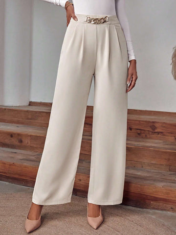 Chain Detail Fold Pleated Pants