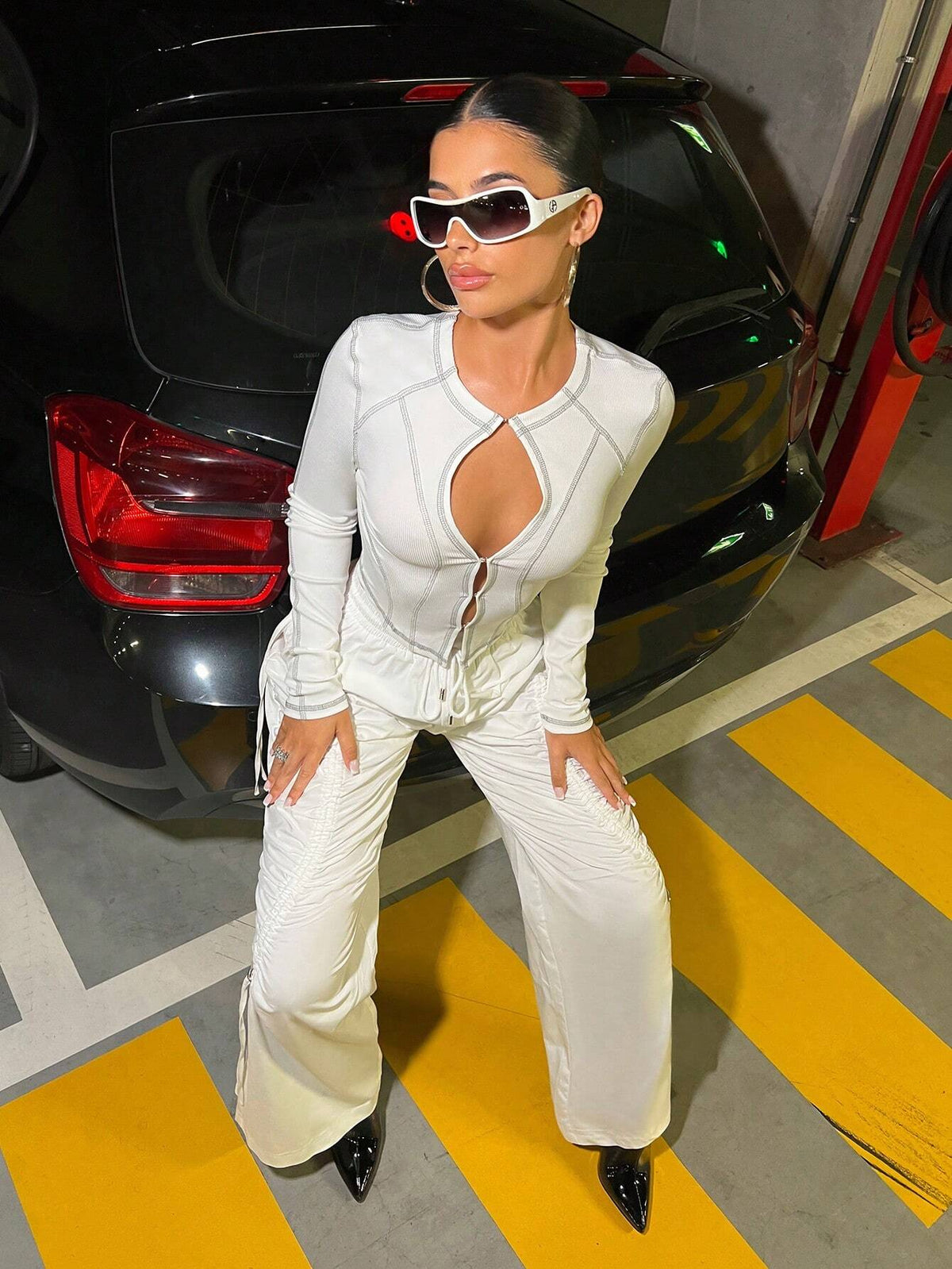 Top-stitching Cut Out Front Crop Tee