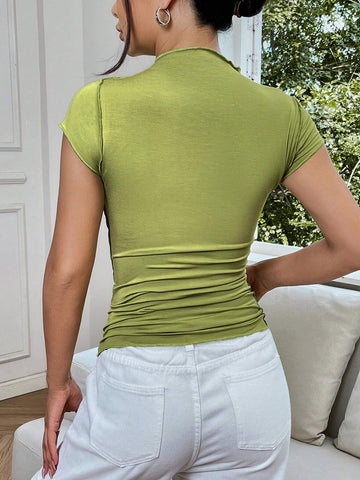 Solid Ruched Side Tee