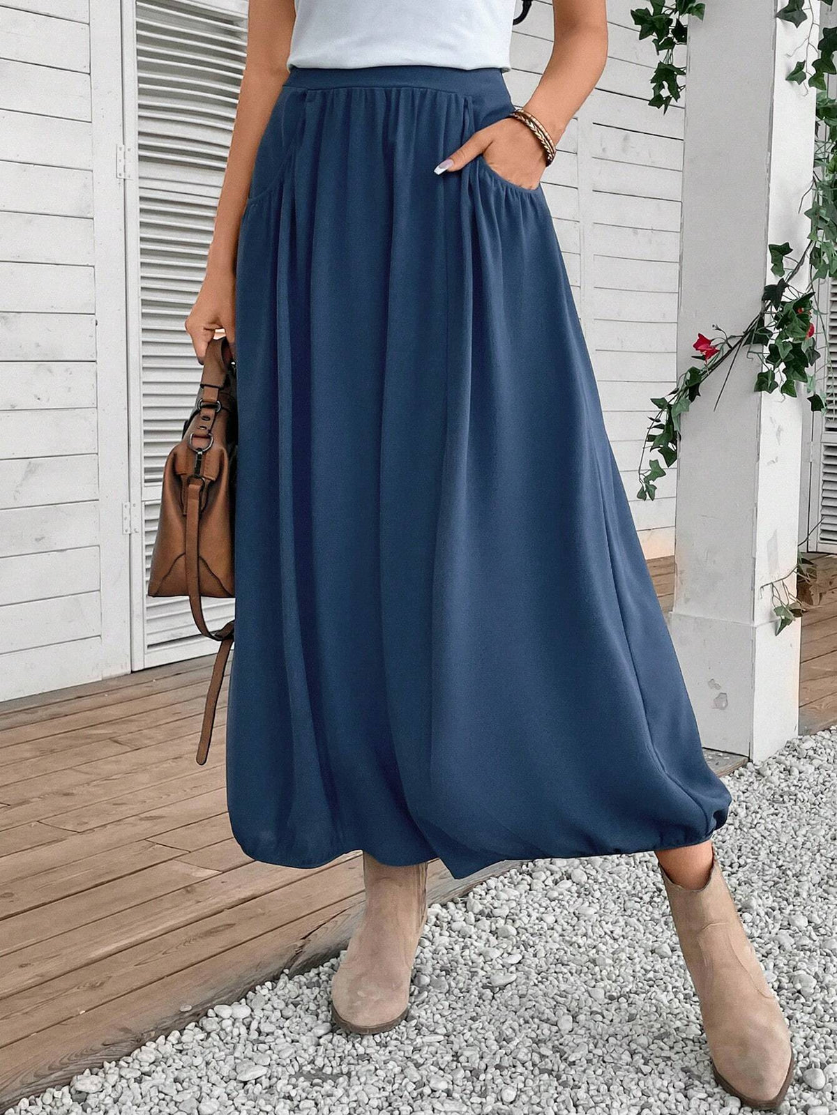 EMERY ROSE Solid Elastic Waist Flare Skirt