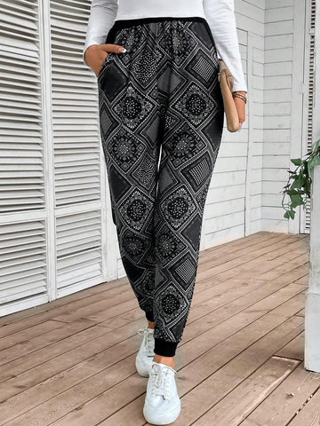 EMERY ROSE Paisley Scarf Print Sweatpants