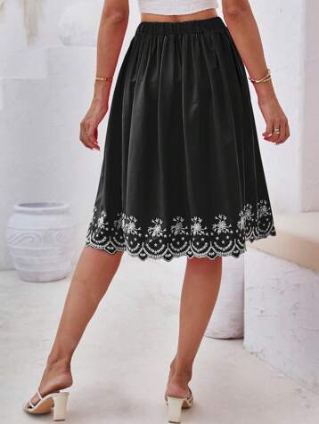 Frenchy Floral Print Scallop Trim Skirt