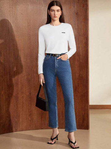 Letter Patched Round Neck Tee