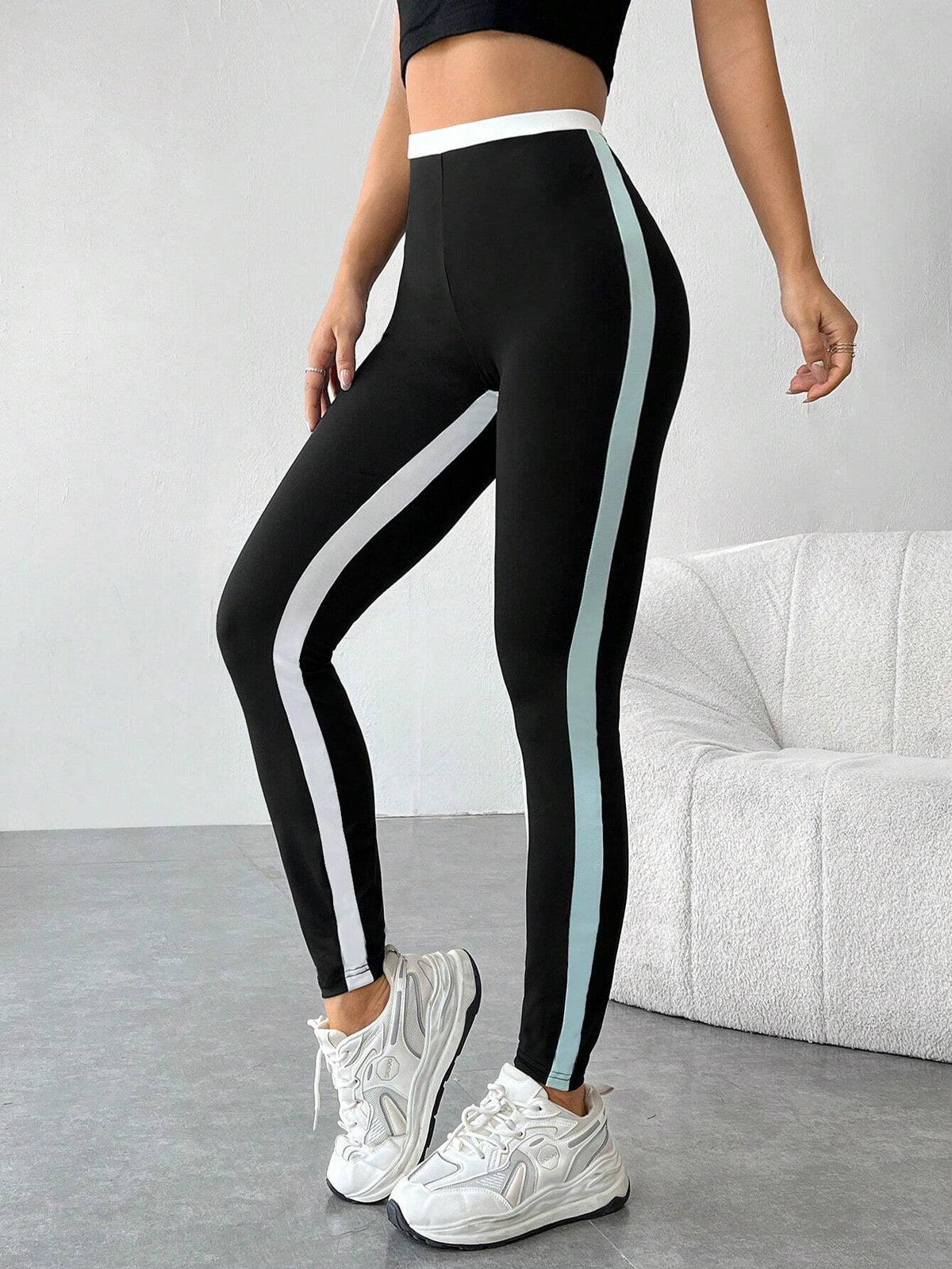 EZwear Contrast Side Seam Leggings