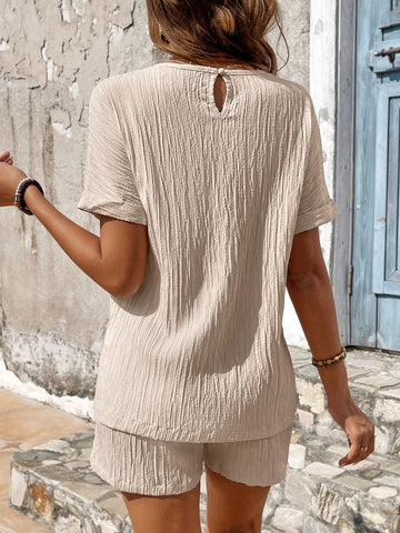 Women's Batwing Sleeve Top And Shorts Set In Textured Fabric