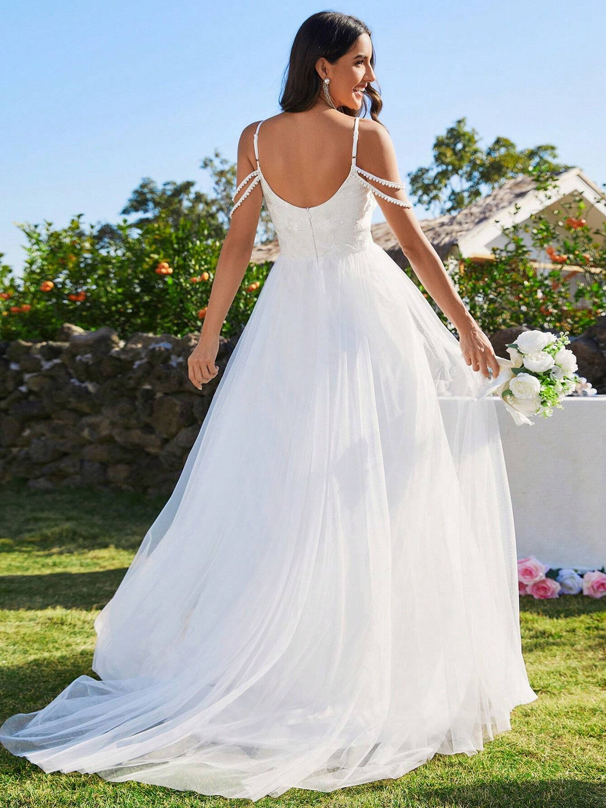 EVER-PRETTY Elegant Embroidered Lace Mesh & Pearl Patchwork Shoulder Strap Wedding Dress