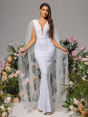 LOVE&LEMONADE Deep V-Neck White Wedding Dress With Mesh Splicing And Shoulder Floats