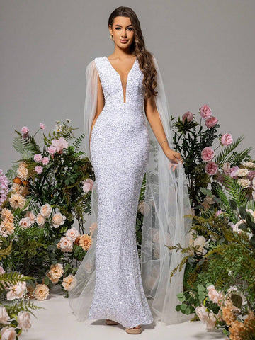 LOVE&LEMONADE Deep V-Neck White Wedding Dress With Mesh Splicing And Shoulder Floats