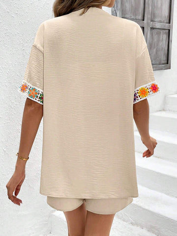 Solid Color Short Sleeve Holiday Cardigan And Lace Trim Casual Shorts Two-Piece Set