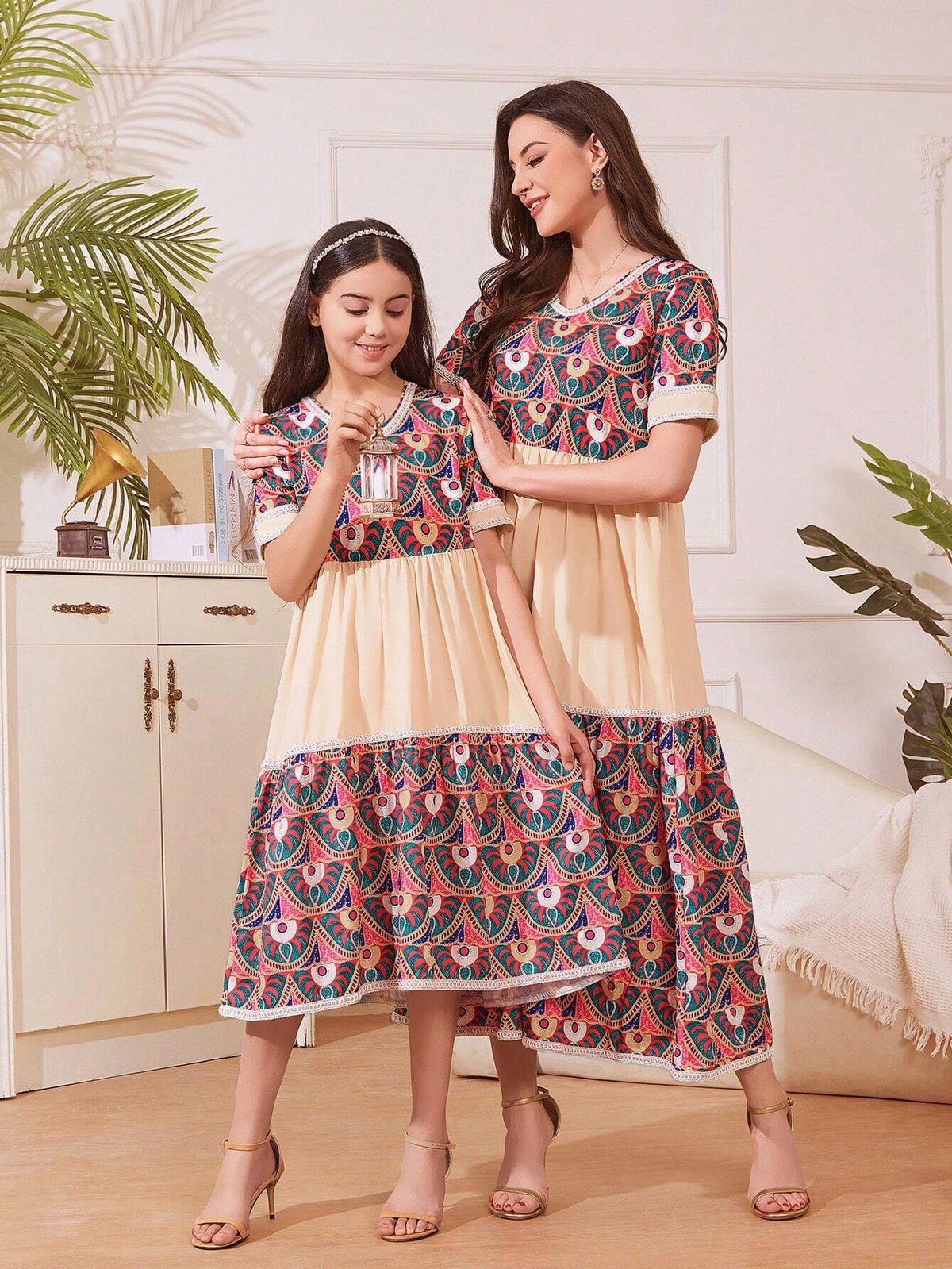 Women's Geometric Printed Round Neck Short Sleeve Maxi Elegant Vacation Dress