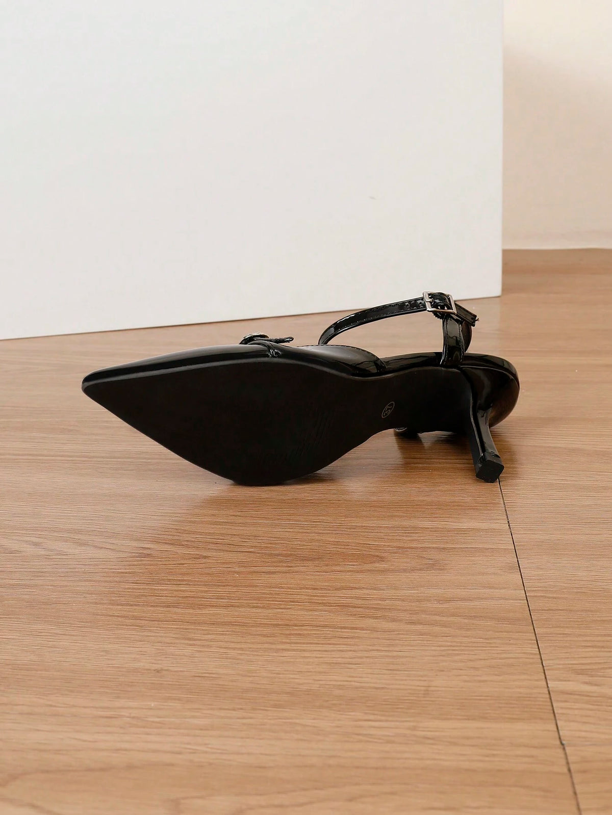 Elegant Women's Pointed Toe Black High Heel Pumps  Fashionable Leather Buckle Strap Sexy Peep Toe Pumps