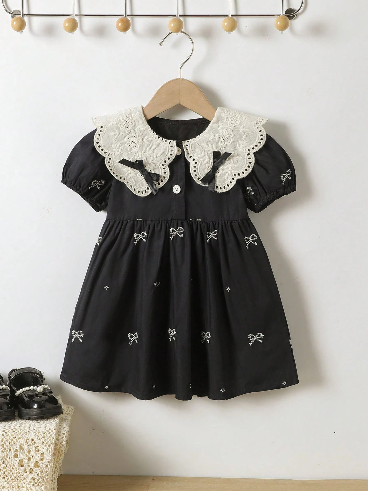 1pc Girls Lace Collar Bowknot Embroidered Short Sleeve Dress, Elegant High-End Loose Dress