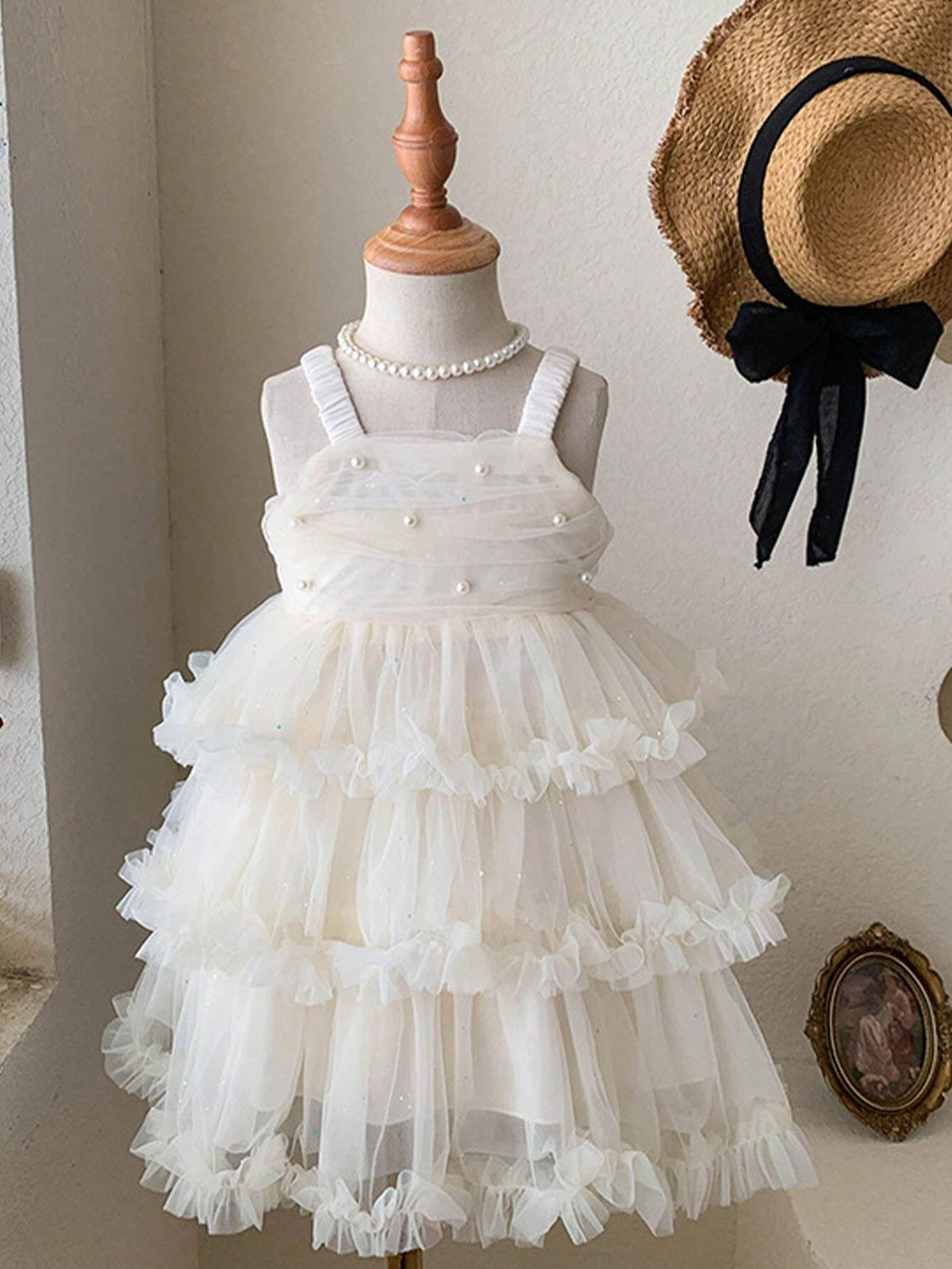 1pc White Girls' Casual Solid Color Puff Flower Comfortable Strap Cake Dress For Summer