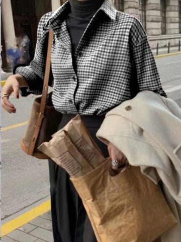 1pc Women Button Front Plaid Print Collared Casual Long Sleeve Blouse