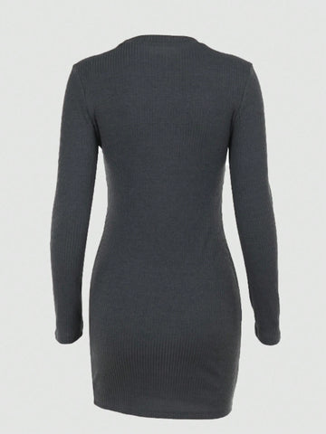 1pc Women Solid Color Round Neck Long Sleeve Simple Short Casual Mini Dress