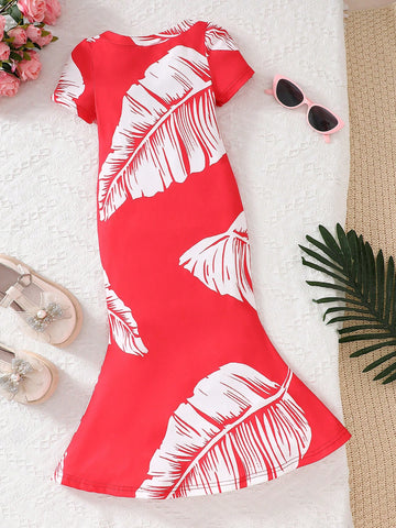 1pc Young Girl Fashionable, Chic, Cute, Elegant, Simple Casual Vacation Style Banana Leaf Print Fit And Flare Maxi Dress