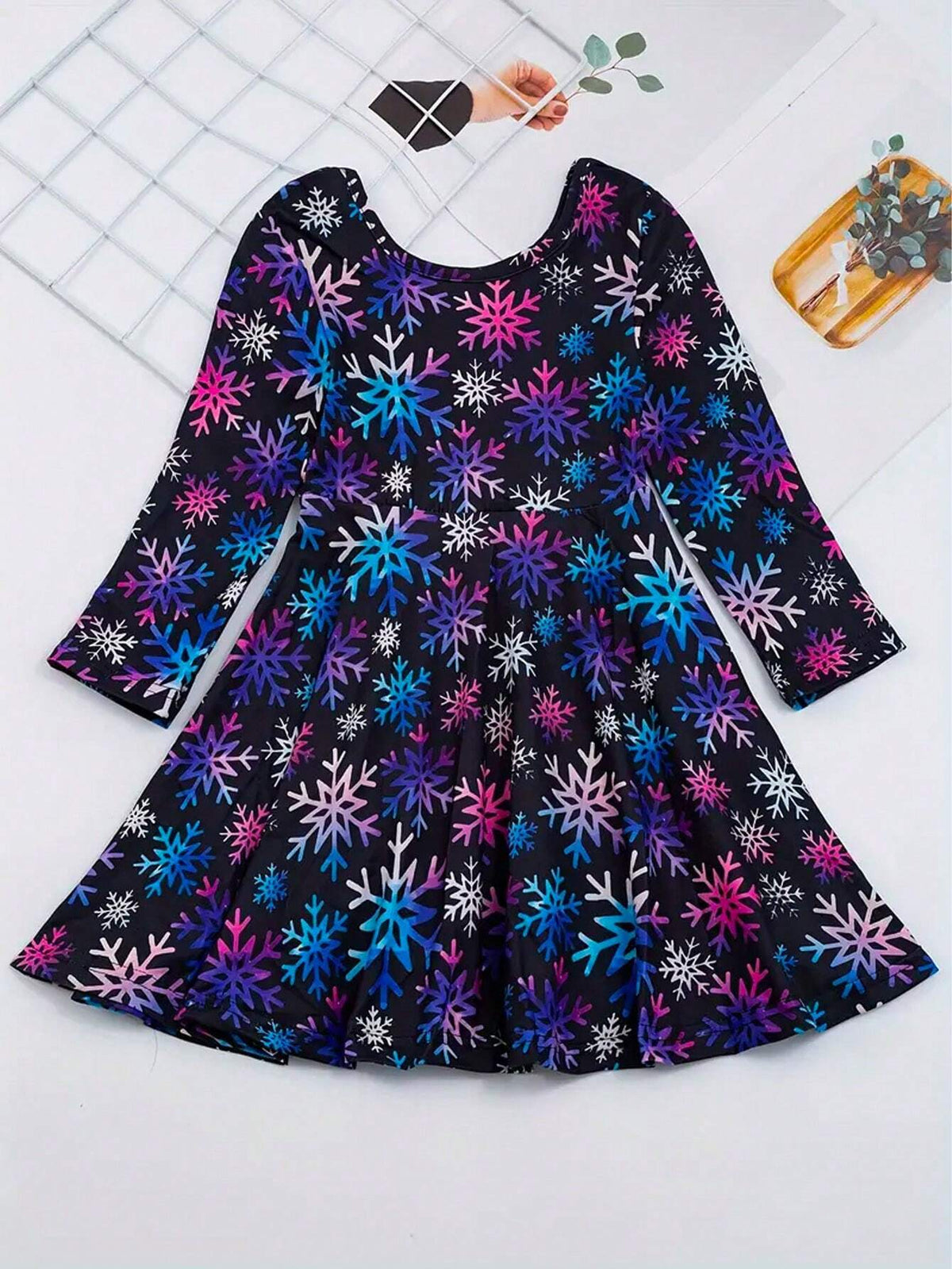 1pc Young Girls Cute Elegant Glamorous Sweet Princess Fantasy Colorful Snowflake Print Round Neck Long Sleeve Party Dress, Spring Summer Autumn