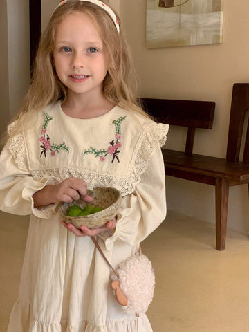 1pc Young Girl's Romantic Floral Embroidery Lace Edged Long Sleeve Princess Dress For Fall