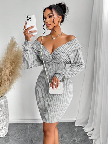 2024 Autumn And Winter Women's Casual Sexy One-Shoulder Solid Color Tight Dress With Two Ways To Wear, Suitable For Daily Life, Dating And Party