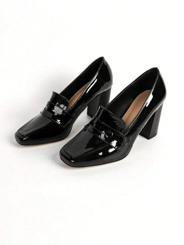 2024 Ladies' New Trendy British Style Retro Deep-Mouthed Simple Fashionable And Comfortable