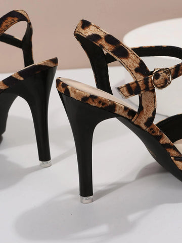 2024 New Arrival Fashionable Versatile Thin Heel High Heels French Breeze Sandals For Women