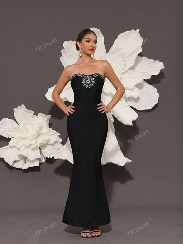 2024 New Bandage Dress Hand-Beaded With Green Glass Diamonds, Fitted Sexy Strapless Cocktail Dress For Gala, Wedding, Celebrity Event, Elegant Evening Gown