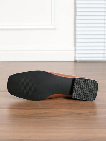 2024 New Spring/Autumn Fashion Buckle Decor Mid-Heel Loafers, Brown Enamel Leather Women Shoes