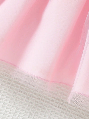 2pcs/Set Young Girl Casual Net Yarn Dress + Fashionable Ruffle Edge Flower Decor Vest Suit