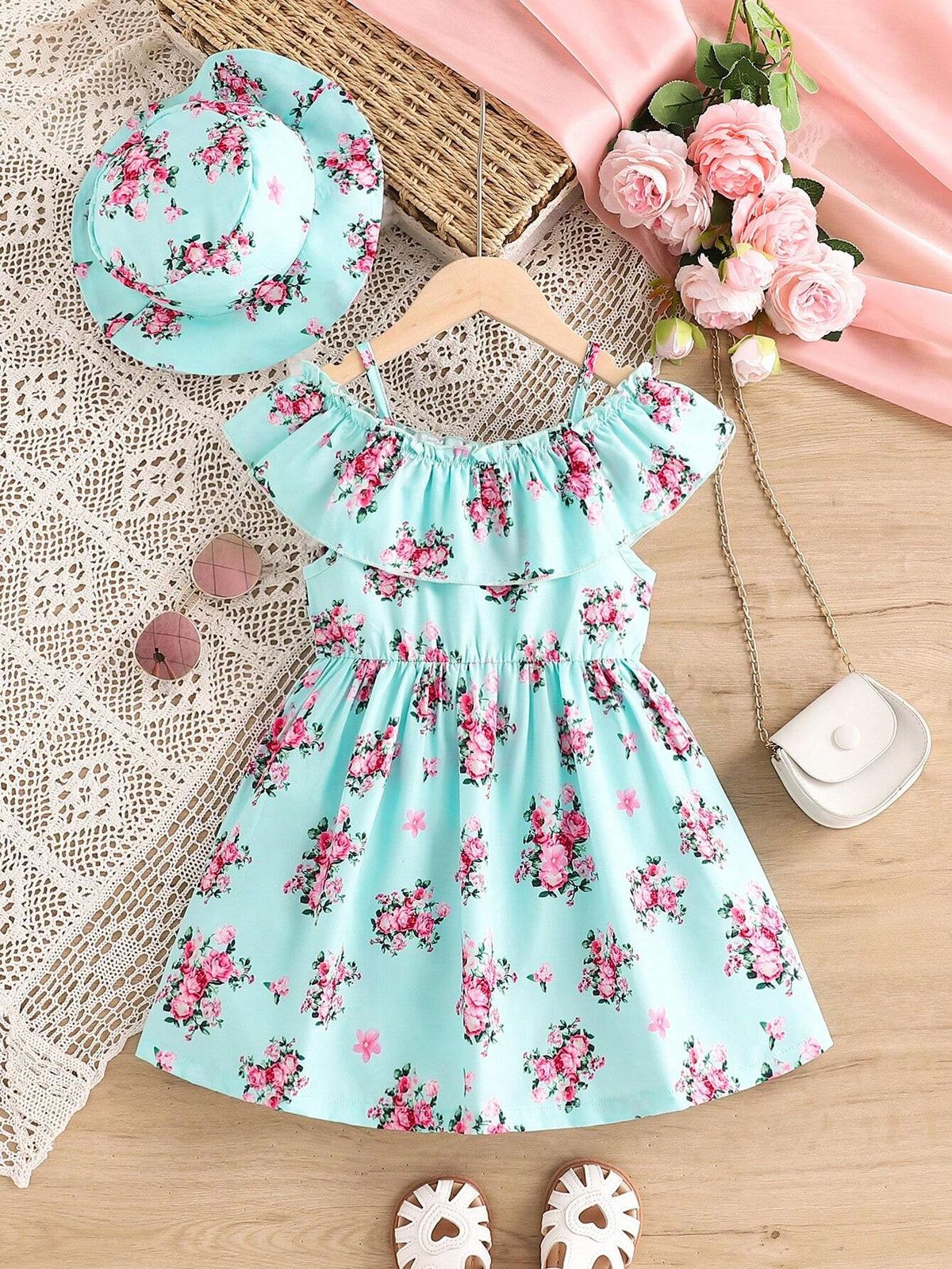 2pcs/Set Young Girl Fashionable Floral Print Off Shoulder Ruffle Hem Dress And Hat Summer Outfit