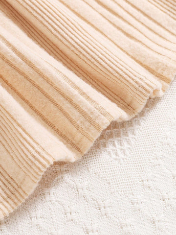 2pcs Young Girl Set: New Autumn Winter Knitted Casual Stylish Dress, Embroidered Smile Daisy Design, High-Quality Textured Material, Suitable For Autumn/Winter