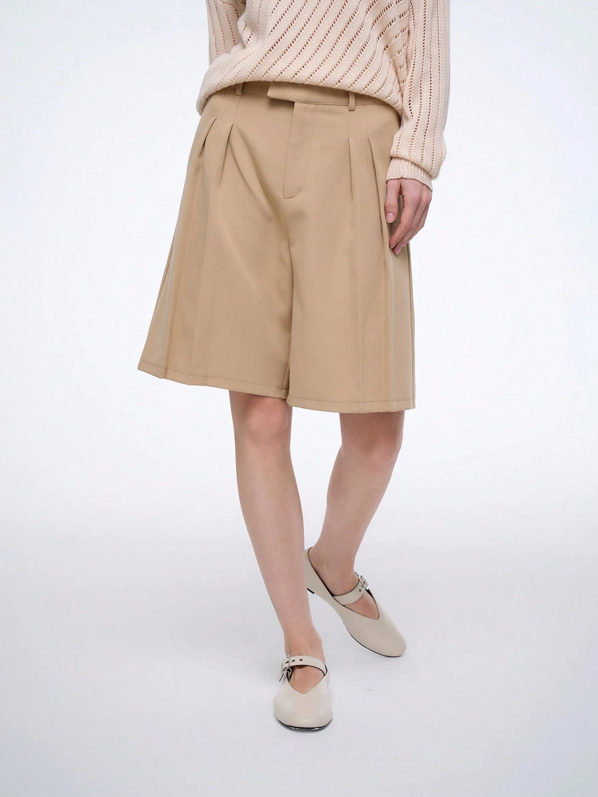 Aalyst Elegant Commuter Fashion Pleated Front Open-Front Shorts For Women