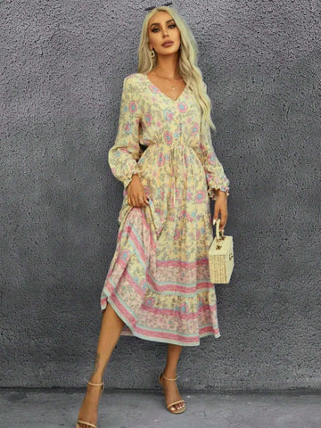 Actual Shot Bohemian Casual Long Sleeve Vacation Dress, Tiered Print And Flare Silhouette