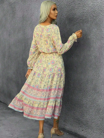 Actual Shot Bohemian Casual Long Sleeve Vacation Dress, Tiered Print And Flare Silhouette