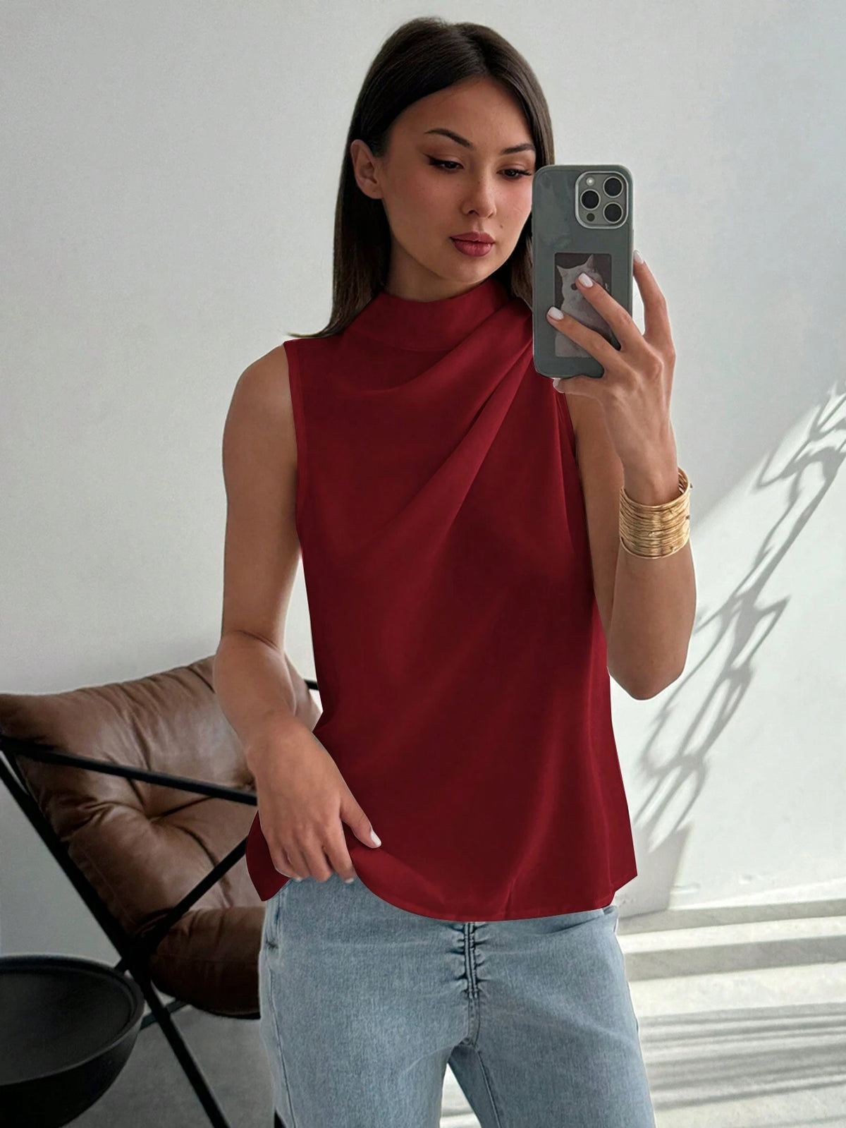 Minimalist Commuter White Sleeveless Ruched H-Shaped Hem Woven Blouse For Women, Spring/Summer
