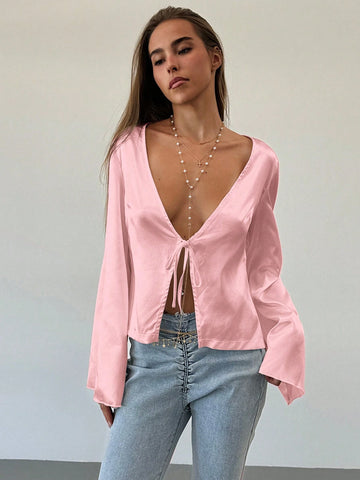 Minimalist Deep V-Neck Tie Cuff Fitted White Blouse, Suitable For Commute