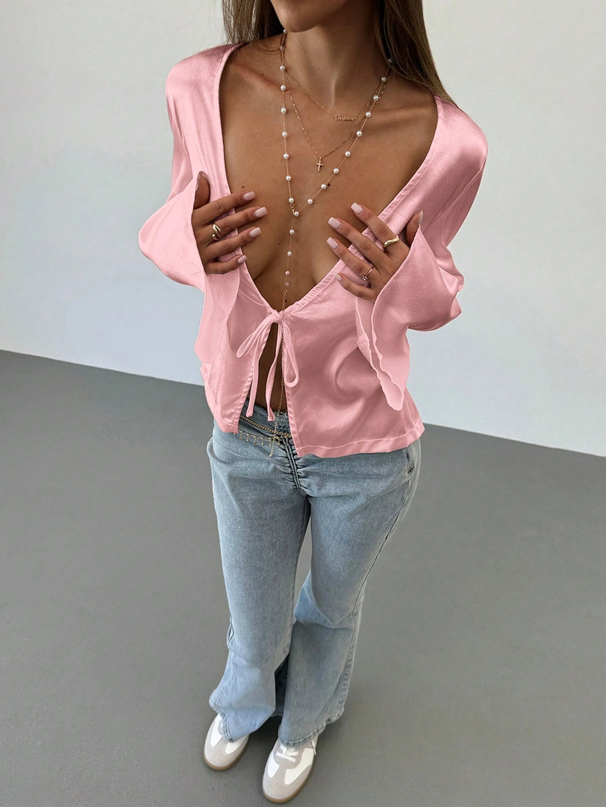 Minimalist Deep V-Neck Tie Cuff Fitted White Blouse, Suitable For Commute