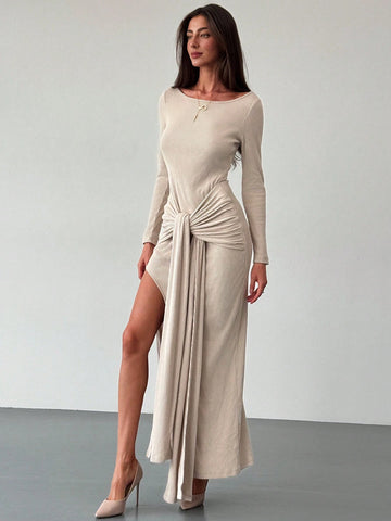 Aloruh Sexy Slit-Neck Bodycon Dress With High Slit, Twist Front And Ruched Waist In Black