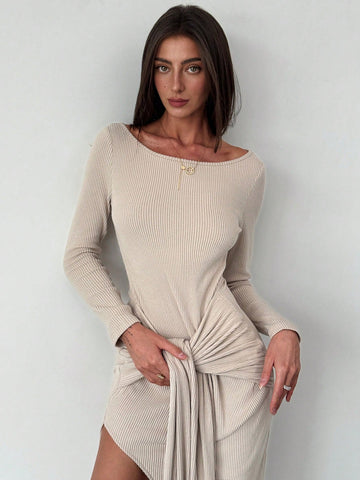 Aloruh Sexy Slit-Neck Bodycon Dress With High Slit, Twist Front And Ruched Waist In Black