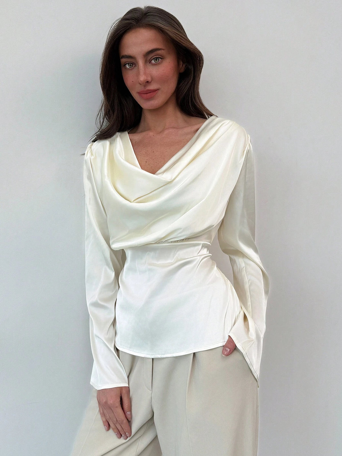 Aloruh Women Twill Round Neck Bell Sleeve Commute Elegant Blouse