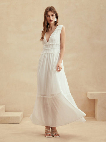 Anewsta Summer Beach Vacation Style White V-Neck Sleeveless Women's Dress