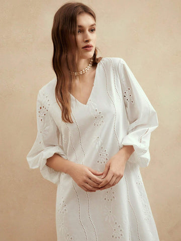 Anewsta Vacation & Leisure Hollow Out Floral Embroidery Women's White A-Line Maxi Skirt