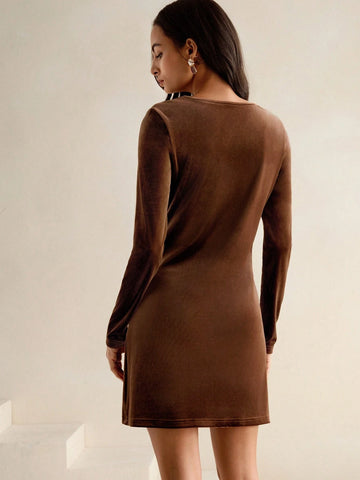 Anewsta Women Solid Color Long Sleeve Velvet Embroidery Elegant Casual Dress, Autumn & Winter