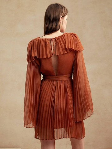 Anewsta Women's Short Pleated Dress With Waist Tie And V-Neck, Lightweight And Flowy