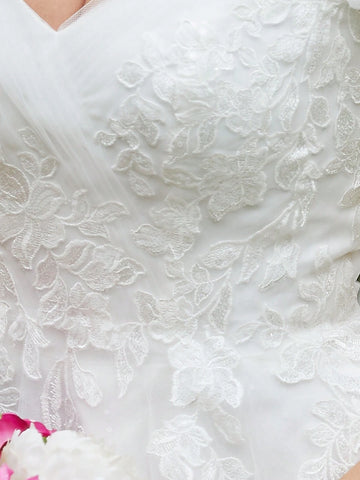 Appliques Cold Shoulder Mesh Wedding Dress